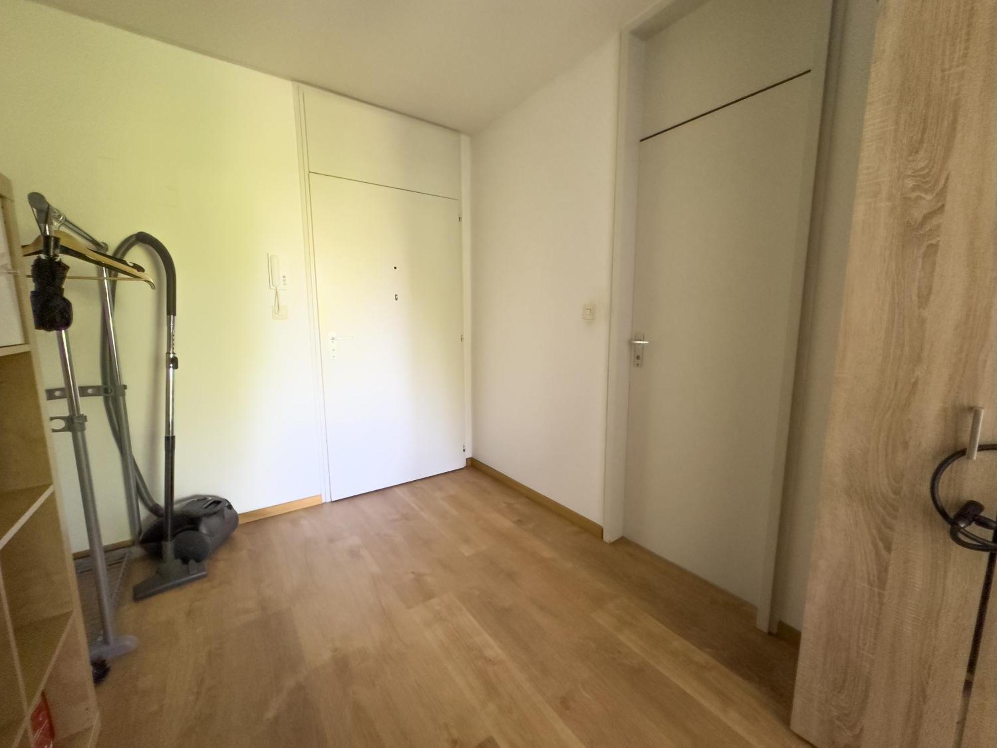 Ruhiges Apartment, Balkon, U-bahn * Munich